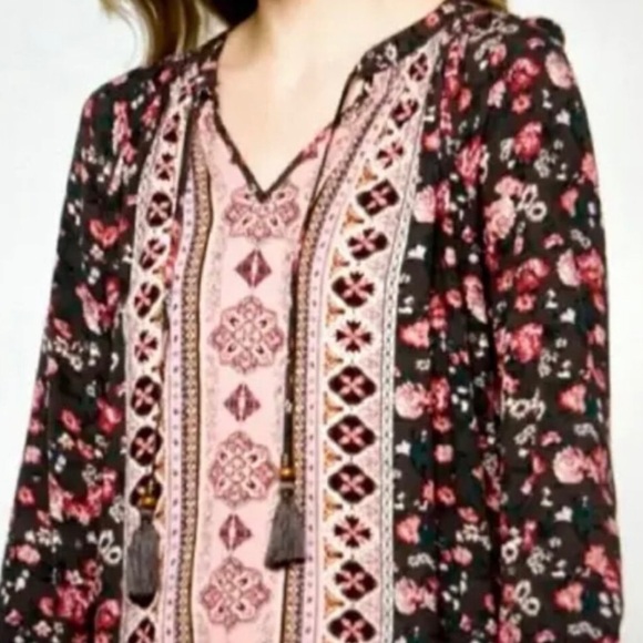 Mason & Belle Tops - Mason & Belle Casey Tassel Detail Blouse - Gray/Pink S NEW